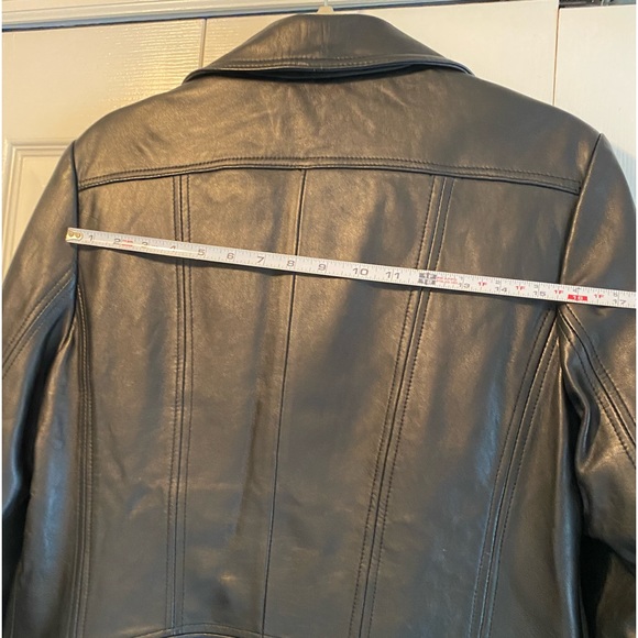 Leather Jacket - Picture 4 of 10